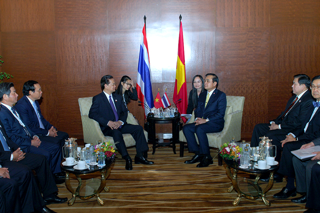 Thủ tướng Chính phủ Nguyễn Tấn Dũng đã có cuộc hội kiến với Thủ tướng Thái Lan Prayut Chan-ocha