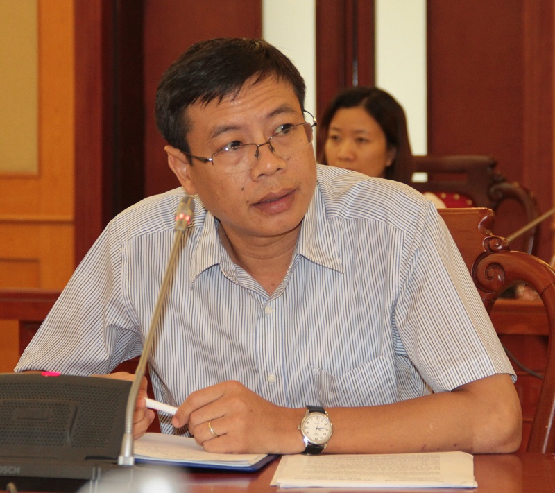 Ông Lê Xuân Định - Cục trưởng Cục Thông tin KHCN Quốc gia trả lời quan tâm của báo chí liên quan đến Techmart Quốc tế Việt Nam 2015