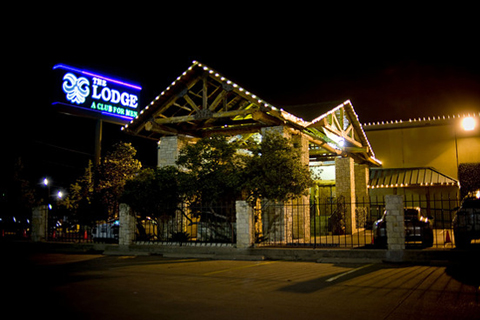 Hộp đêm nổi tiếng ở Texas The Lodge có kiến trúc độc đáo