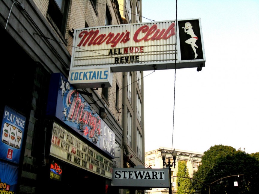 Mary Club là hộp đêm có từ năm 1954 tại Portland