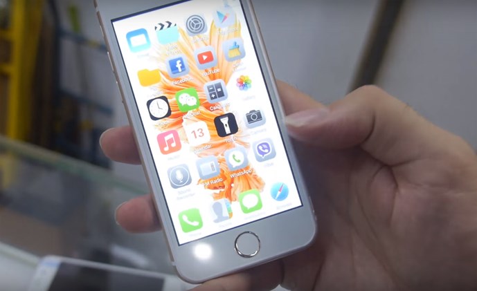 Dù chạy Android, nhưng giao diện của iPhone giả Trung Quốc đã được tùy biến lại các icon giống như iOS 9