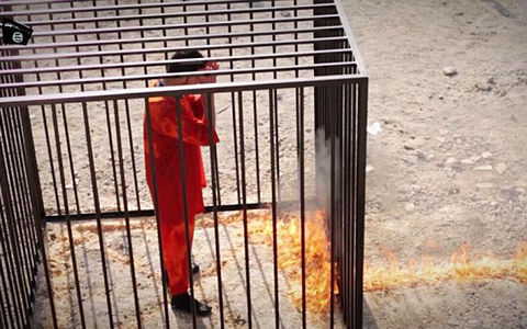 Video khủng bố IS hành quyết con tin Jordan thể hiện mức độ tàn bạo nhất so với các vụ hành quyết con tin trước đó