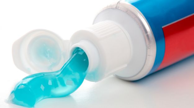Chất sát khuẩn trong kem đánh răng có thể gây tiểu đường