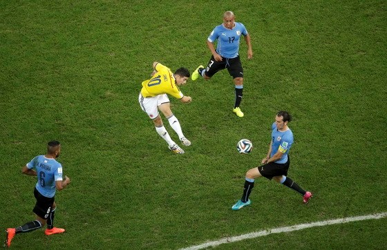 Cầu thủ Rodriguez đã có bàn thắng mở màn kết quả tỷ số trận đấu Colombia gặp Uruguay tại World Cup 2014