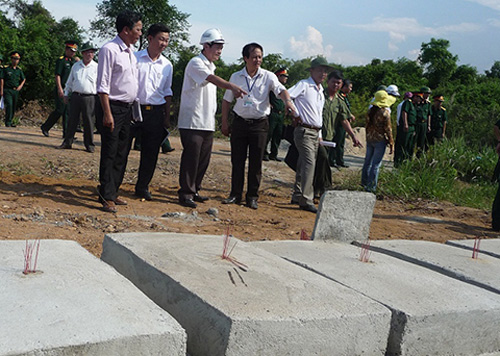 Công ty khai thác đất đá trái phéplàm 400 ngôi mộ biến mất bị đề xuất xử phạt 100 triệu