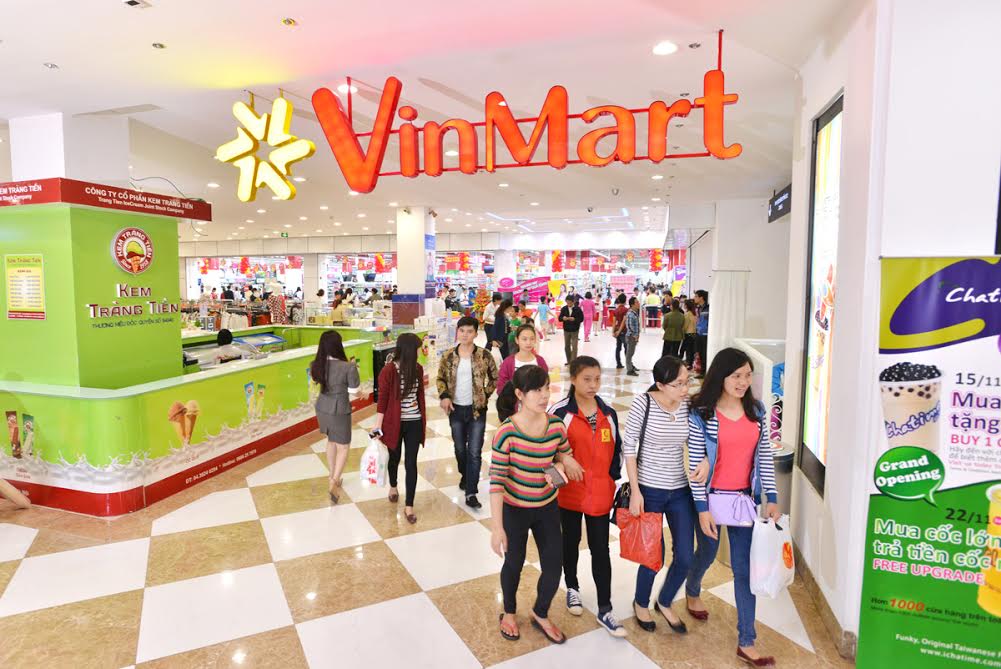 Hệ thống siêu thị Vinmart vừa được đầu tư khang trang, thân thiện với người tiêu dùng