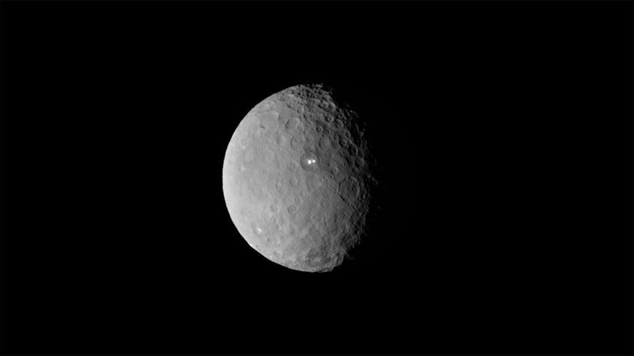  Ceres là tiểu hành tinh đầu tiên được phát hiện vào ngày 1/1/1801 