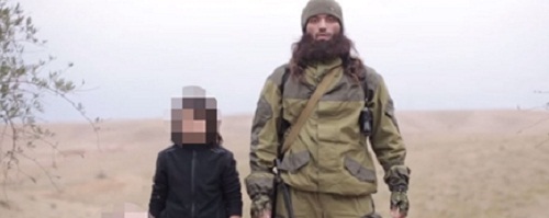 Khủng bố IS công bố video sát thủ nhí xử bắn hai người nghi là gián điệp Nga