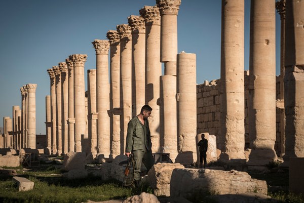 Thành cổ Palmyra 2.000 năm tuổi của Syria có nguy cơ bị khủng bố IS hủy hoại 