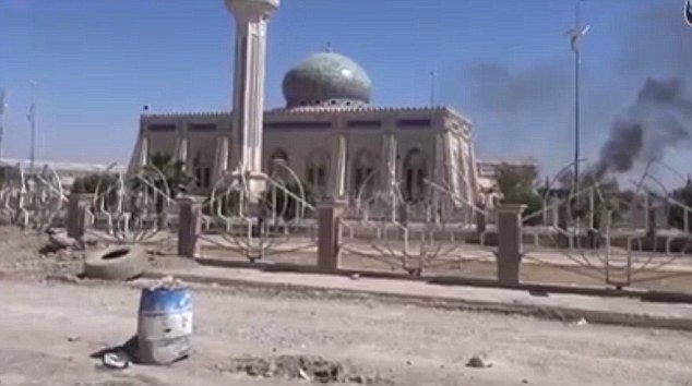 Ramadi hoang tàn sau khi bị khủng bố IS chiếm đóng