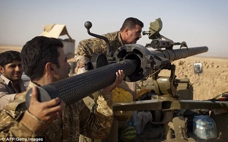 Các chiến binh Peshmerga trên mặt trận chống khủng bố IS