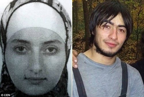 Elvira Karaeva (trái) bị khủng bố IS hành quyết với cáo buộc cô là gián điệp