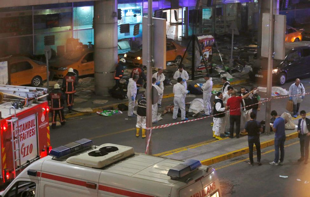Nhiều bằng chứng cho thấy khủng bố IS là chủ mưu gây ra vụ tấn công khiến hàng chục người chết này