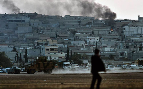 Khói lửa bốc cao sau những cuộc giao tranh tại Kobani