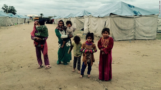 Cư dân Ramadi cắm trại tại TP Habbaniyah
