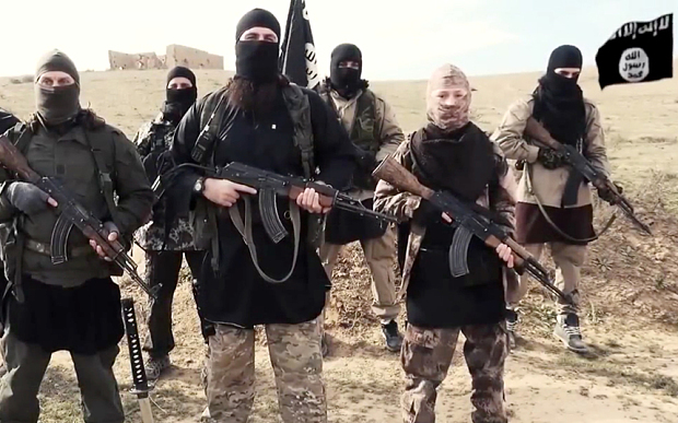 Một chiến binh nữ (ngoài cùng bên trái) gia nhập tổ chức khủng bố IS