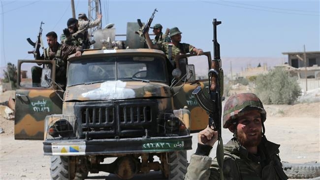 Quân đội Syria trong một hoạt động quân sự nhằm truy tìm các phần tử khủng bố IS