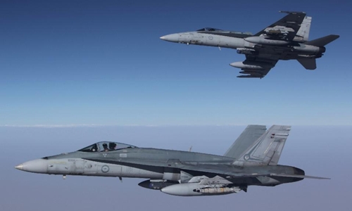 Hai chiến đấu cơ F/A-18A Hornet của Australia tham gia nhiệm vụ đầu tiên ở Syria hôm 11/9