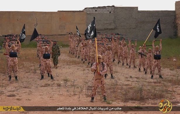 Trại huấn luyện quân sự của tổ chức khủng bố IS tại Iraq