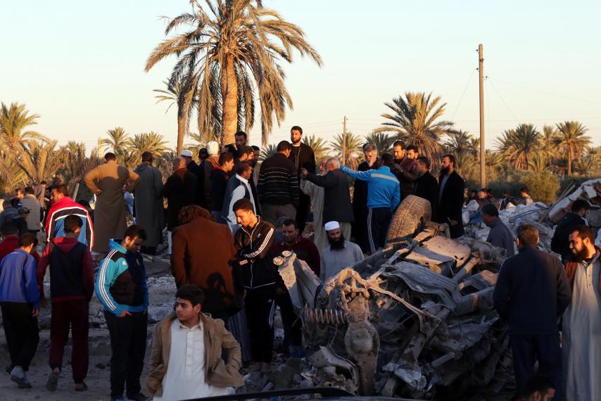 Hiện trường sau vụ không kích của Không quân Mỹ gần thành phố Sabratha, Libya 