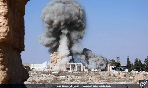 Hình ảnh đền Baal Shamin nổ tung do khủng bố IS đăng tải
