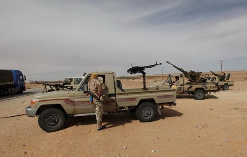 Trạm kiểm soát của quân đội Libya ở Wadi Bey, phía Tây TP Sirte