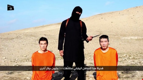 Hai con tin người Nhật bị tổ chức khủng bố IS hành quyết hồi năm ngoái
