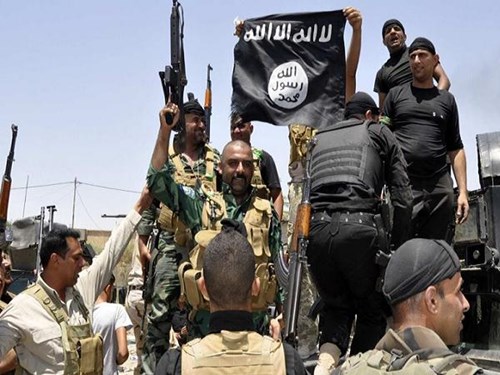 Các tay súng cực đoan giương cờ của IS tại khu vực Caucasus của Nga