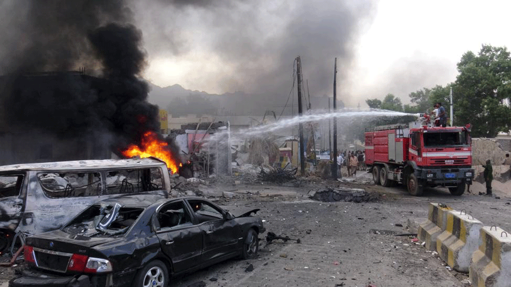 Khủng bố IS nhận trách nhiệm vụ đánh bom trước dinh Tổng thống Yemen