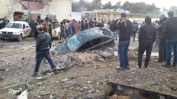 Hiện trường vụ đánh bom xe ở Libya