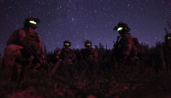 Kính nhìn đêm là thiết bị vô cùng hữu dụng đối với lính Mỹ