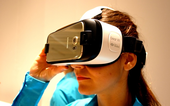Kính thông minh Gear VR sử dụng màn hình của Samsung Galaxy S6