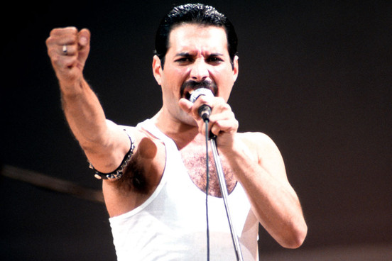 Danh ca Freddie Mercury - thủ lĩnh nhóm The Queen cũng qua đời vì AIDS năm 1991