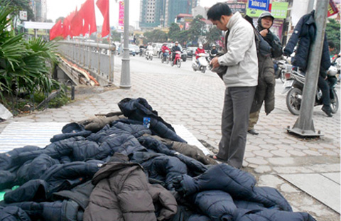 Quần áo chống rét hứa hẹn là mảnh đất màu mỡ cho những ai đang băn khoăn kinh doanh gì vào mùa đông