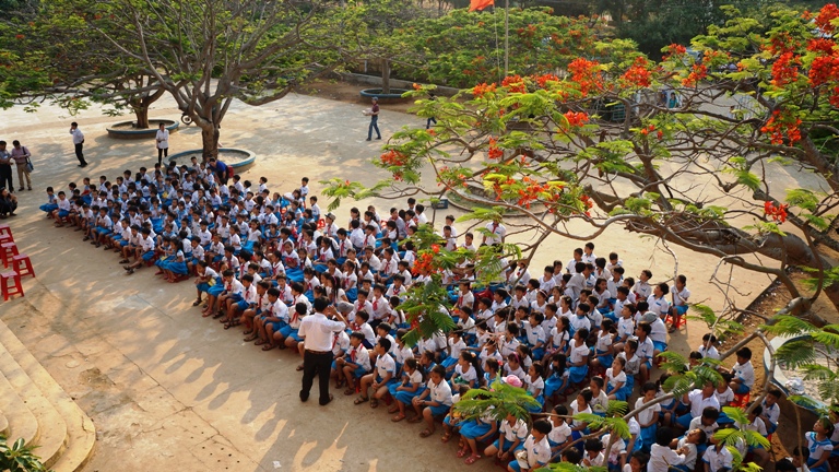 trường học trên đảo Lý Sơn