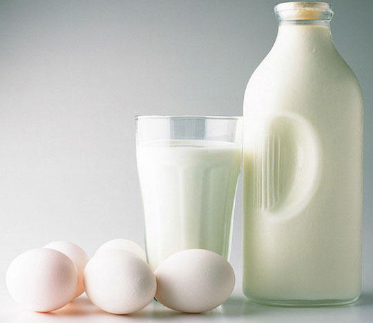 Mặt nạ trứng gà sữa tươi có tác dụng dưỡng da trắng mịn