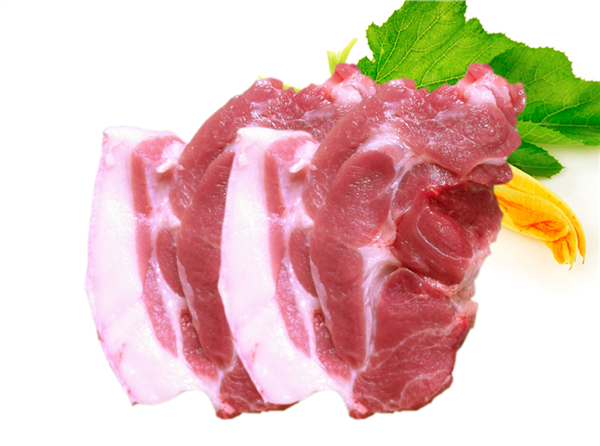 Thịt lợn thảo dược có giá khá cao nhưng nhiều người dân vẫn tin tưởng mua dùng 
