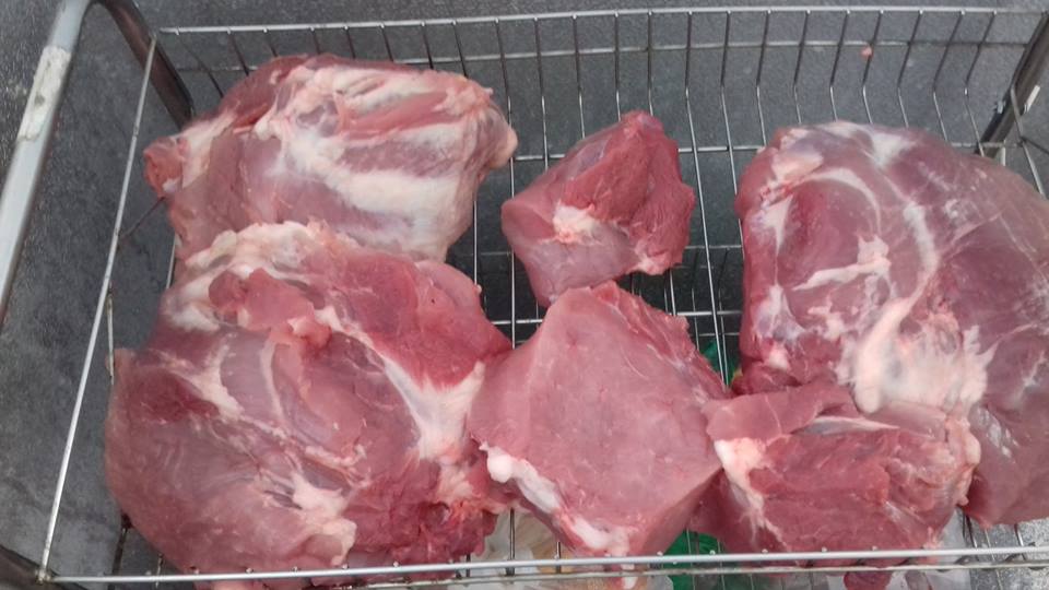 Thịt lợn thảo dược được nuôi với nguồn thức ăn có chưa các loại thảo dược