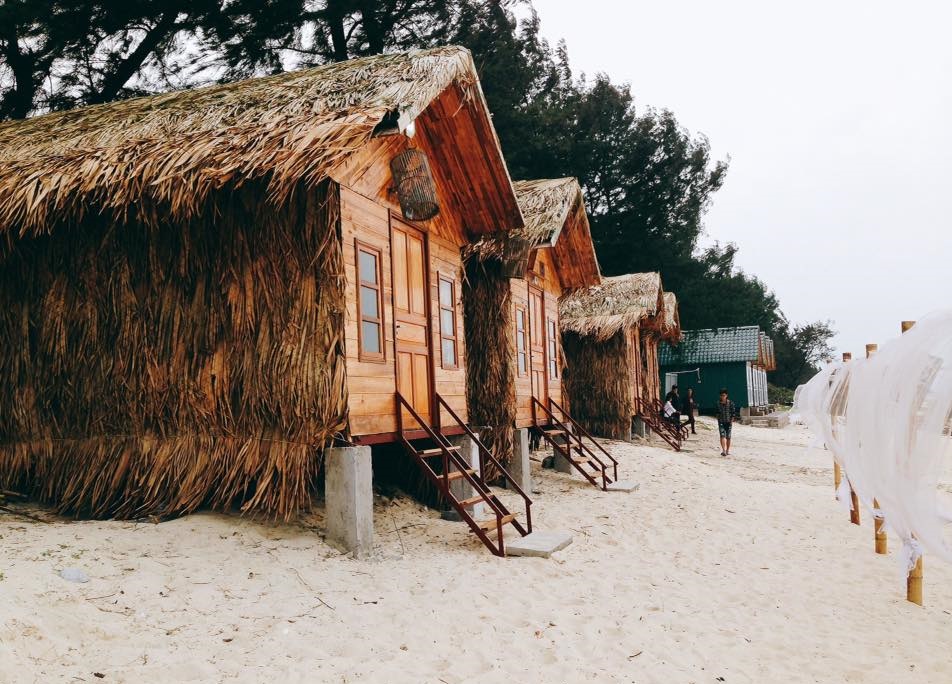 Những homestay nhỏ xinh bên bờ biển ở Cô Tô rất hấp dẫn khách du lịch