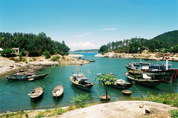 Quảng Nam là mảnh đất có nhiều tiềm năng du lịch với vô vàn địa điểm hấp dẫn 