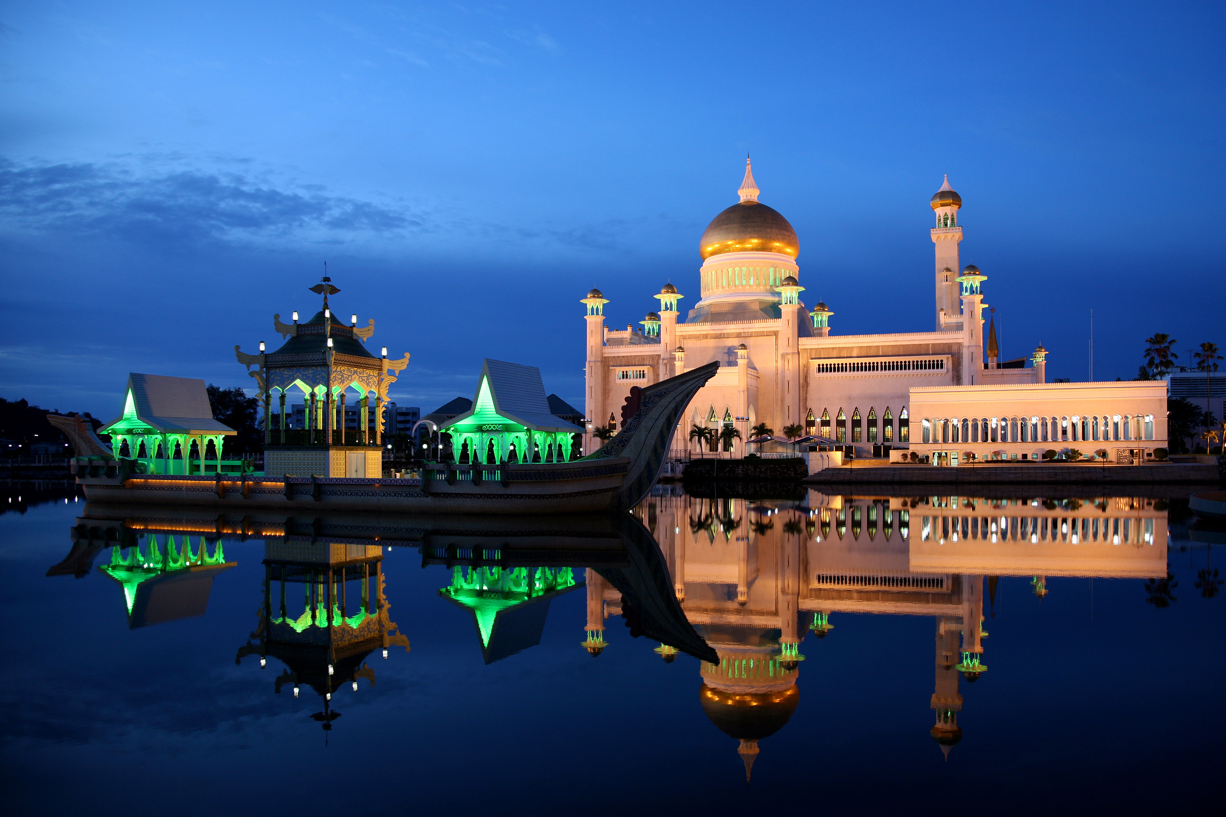 Kiến trúc Hồi giáo tuyệt đẹp ở Brunei