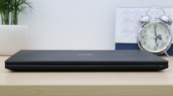 Laptop giá rẻ Dell Inspiron cấu hình mạnh mẽ ấn tượng