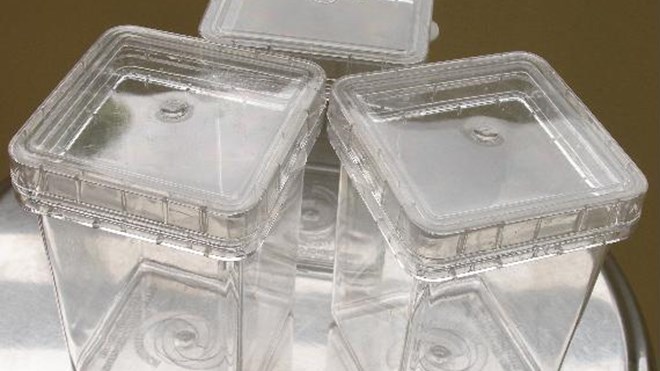 hộp đựng thực phẩm bằng nhựa số 2, 4, 5 là loại thích hợp, an toàn để đựng thực phẩm
