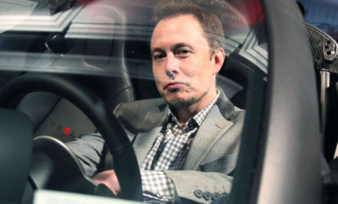 Elon Musk, Giám đốc điều hành sản xuất hãng xế điện Tesla nổi tiếng đồng là người sáng lập ra PayPal