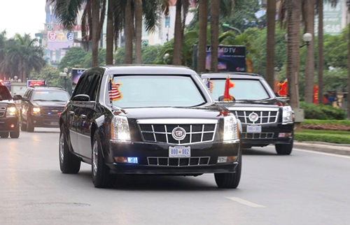 Người lái xe cho Tổng thống Obama khi đến Việt Nam là ‘kiều nữ’ tóc vàng xinh đẹp