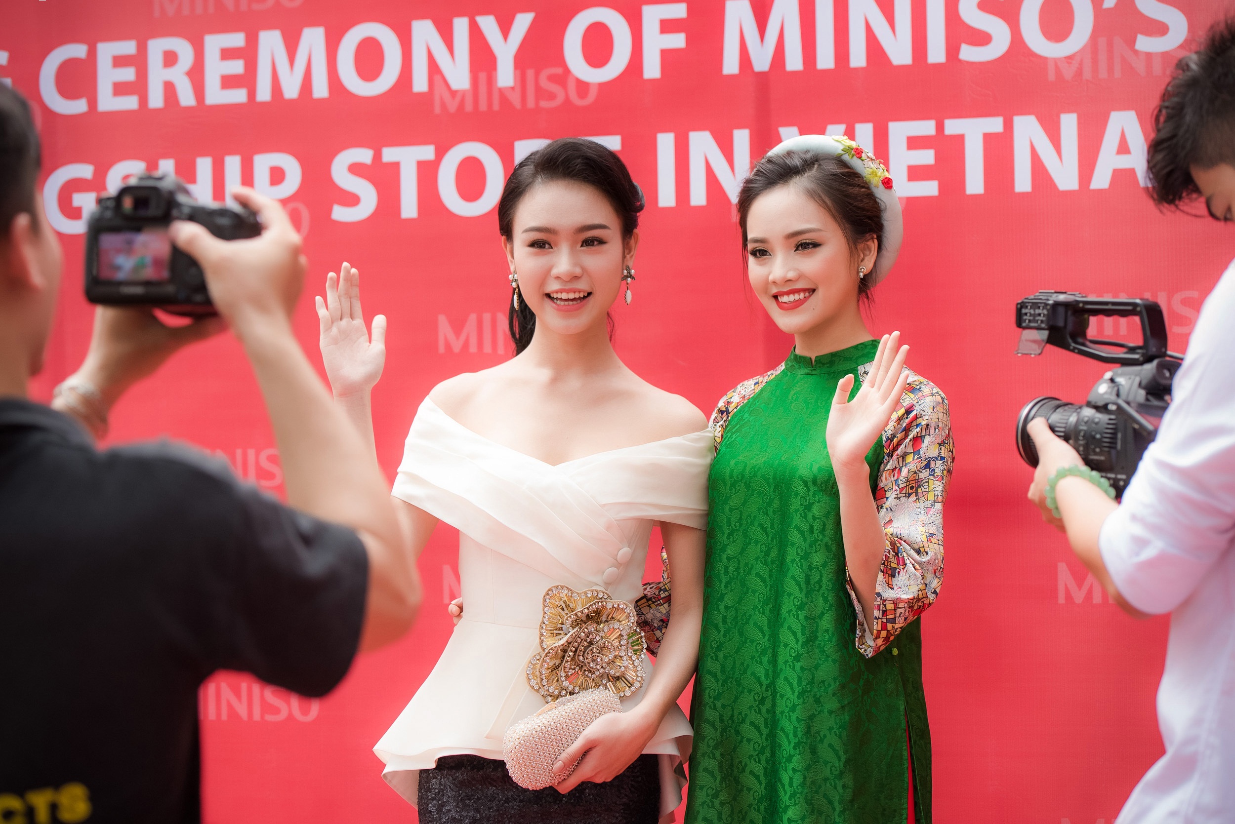 Ngọc Vân, Tố Như lần đầu đi event sau Hoa hậu Việt Nam 2016