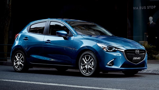 Mazda2 2017 giá siêu rẻ có gì hấp dẫn?