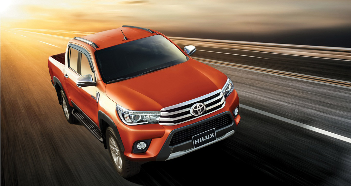 Toyota Hilux 2016 vừa chốt giá 697 triệu có gì đặc biệt?