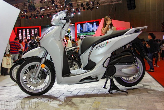 Honda Sh 300i chuẩn bị ra mắt thị trường Việt có gì hay?