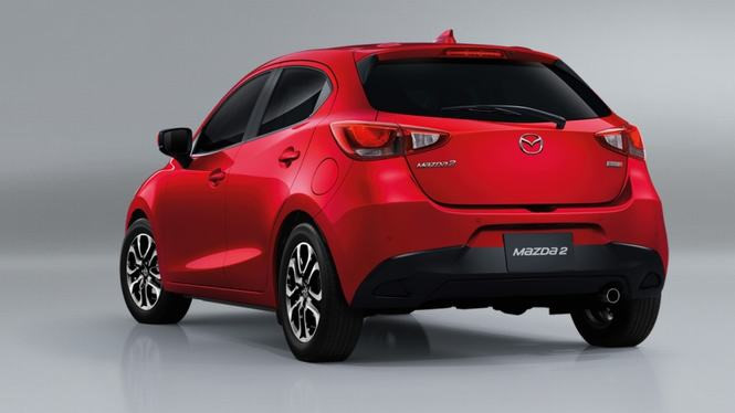 Mazda2 2017 giá chỉ từ 345 triệu đồng có gì hấp dẫn
